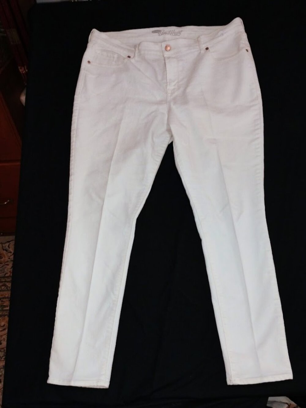 Old Navy Women's White Straight-Leg Denim Jeans Size 16